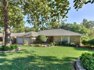 2703 Willow Creek Dr, Norman, OK 73071