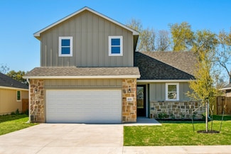 109 Callie St, Smithville, TX 78957