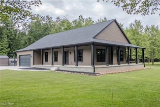 5615 Laubert Rd, Atwater, OH 44201