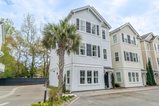 975 Warrick Oaks Ln, Mount Pleasant, SC 29464