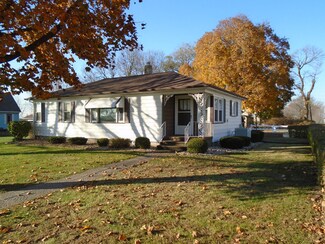 408 W 3rd St, Lostant, IL 61334