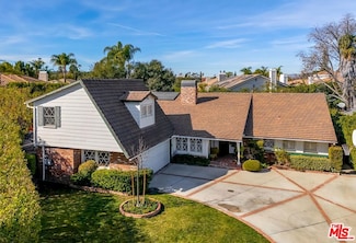 17647 Tarzana St, Encino, CA 91316