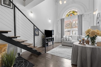 2132 Sarah St Unit 102, Pittsburgh, PA 15203