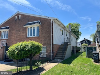 524 Longshore Ave, Philadelphia, PA 19111