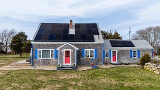 896 Sconticut Neck Rd, Fairhaven, MA 02719