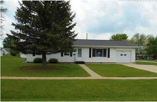 101 N Summit St, Edon, OH 43518