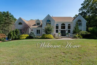 5 Grand Ct, Colts Neck, NJ 07722