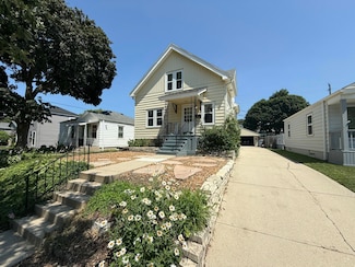3464 S Brust Ave, Milwaukee, WI 53207