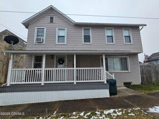 11 Orange St, Northumberland, PA 17857