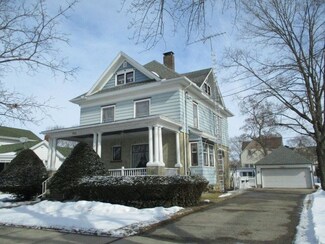 704 1st Center Ave, Brodhead, WI 53520