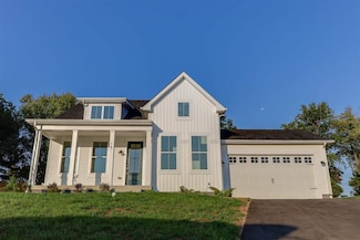 1240 Pinetree Trail, Harbor Springs, MI 49740