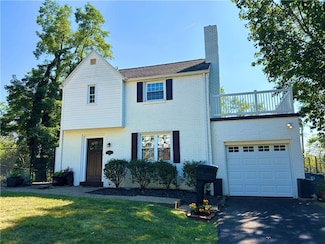 130 Elizabeth Dr, Pittsburgh, PA 15235