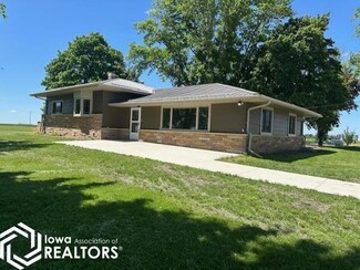 1515 James Ave, Kanawha, IA 50447