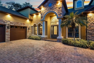 4500 Stone Hedge Dr, Orlando, FL 32817