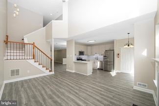 108 Weaver Dr, Marlton, NJ 08053