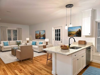 18 Evans St Unit 1, Dorchestr Ctr, MA 02124