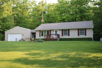 2426 Park Rd, Mio, MI 48647