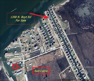1358 Boyt Rd, Bolivar Peninsula, TX 77650