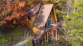 367 Robbie Ridge Rd, Stanton, KY 40380