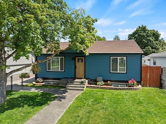 2924 N Smith St, Spokane, WA 99207