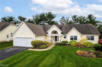 1304 Oakmont Dr Unit 74, Wadsworth, OH 44281