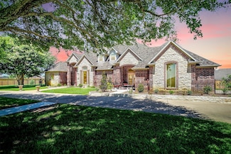 100 Palomino Ct, Cresson, TX 76035