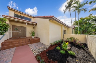 6637 NW 181st Ln, Hialeah, FL 33015