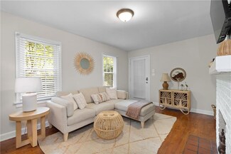 557 Glenwood Place SE, Atlanta, GA 30316