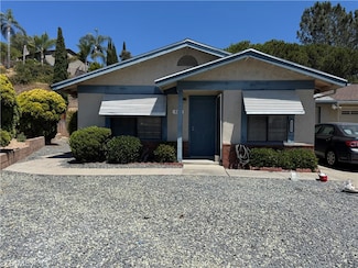 5111 El Circulo, Oceanside, CA 92056