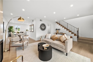 7061 Kester Ave Unit H, Van Nuys, CA 91405