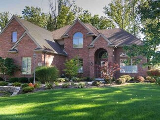 7923 Lookout Cir, Monclova, OH 43542