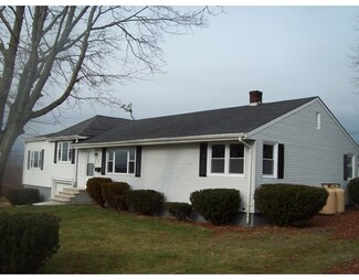 136 Crestview Ave, Somerset, MA 02725