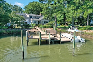 103 Darden Dr, Poquoson, VA 23662