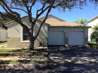 162 NW 207th Ave, Pembroke Pines, FL 33029