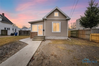 706 Yondota St, Toledo, OH 43605