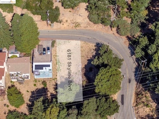 6181 Skyline Blvd, Oakland, CA 94611