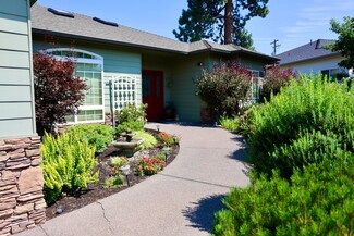 217 SE Soft Tail Dr, Bend, OR 97702