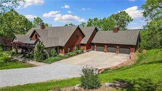 315 Buckskin Ridge, Pineville, MO 64856