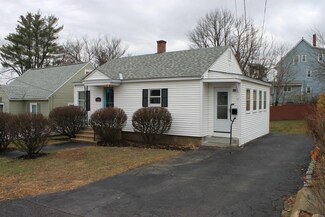 526 Shasta St, Manchester, NH 03103