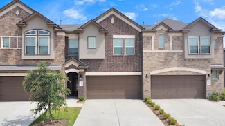 3804 Lancer Cir, Pearland, TX 77581
