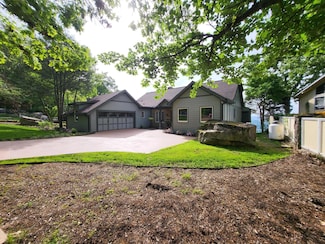 1206 Lower Brow Rd, Signal Mountain, TN 37377