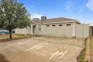 1306 Woodlawn Dr, Odessa, TX 79761