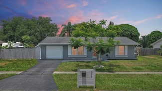 372 NE Ardsley Dr, Port Saint Lucie, FL 34983