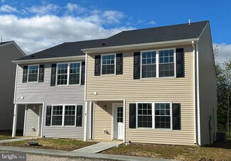 1885 Stoverstown Rd Unit 5, Spring Grove, PA 17362
