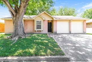 11711 Spruce Mountain Dr, Houston, TX 77067