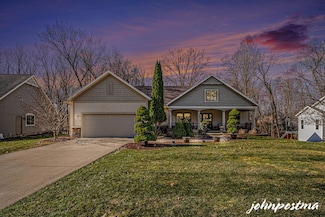 5128 Clear Springs Dr SE Unit 7, Ada, MI 49301