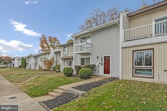 203 Greenfield Ct, Sterling, VA 20164