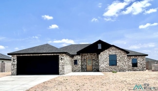 1005 N Eisenhower Rd, Roswell, NM 88203