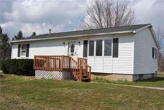 3382 State Route 96, Shortsville, NY 14548
