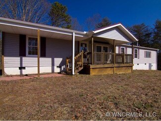 140 Coolidge Dr, Rosman, NC 28772